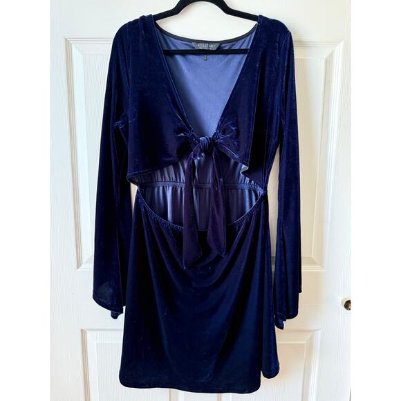 killstar Dresses & Skirts - Killstar Midnight Blue Velvet Mini Dress Casseoperia's Charm Witchy Size XXL